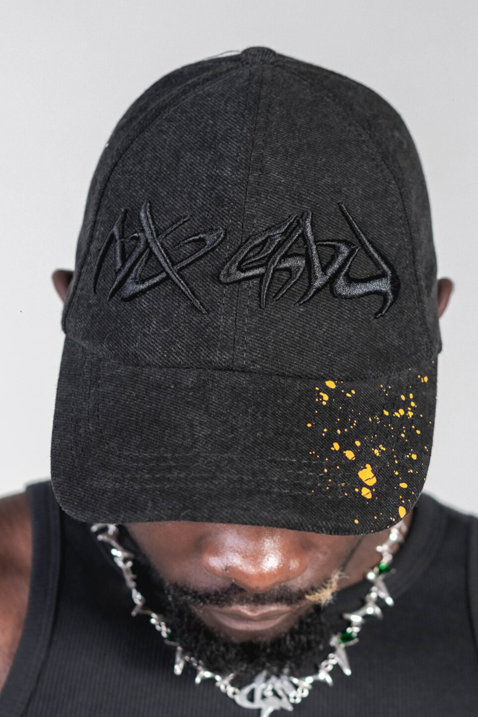 No end dark grey cap