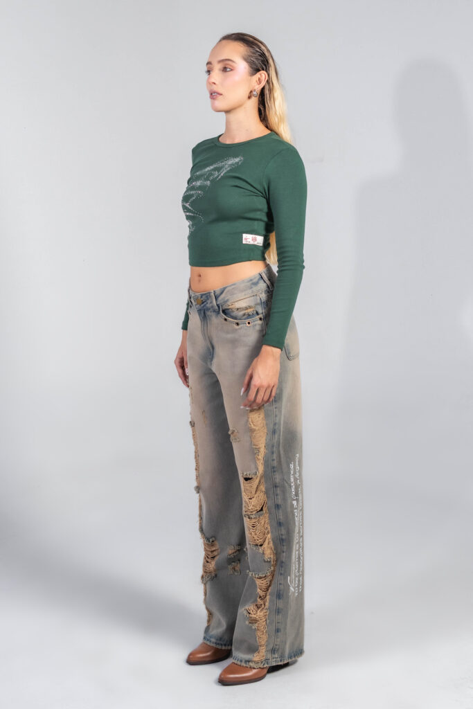 Blusa verde pino crop - Image 4